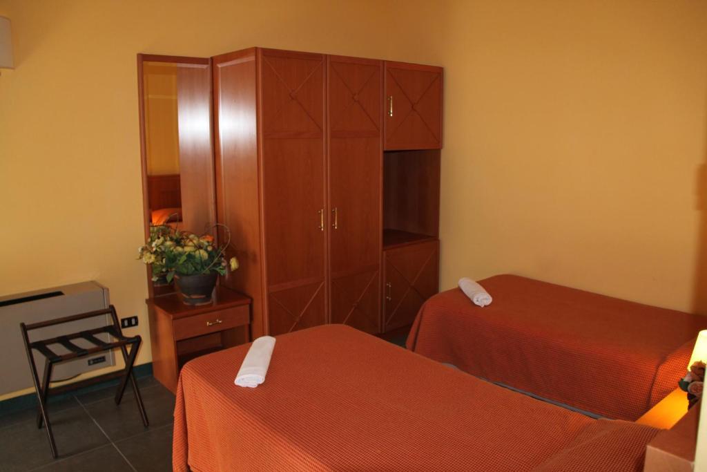 Hotel Miro Монтекатіні-Терме Номер фото